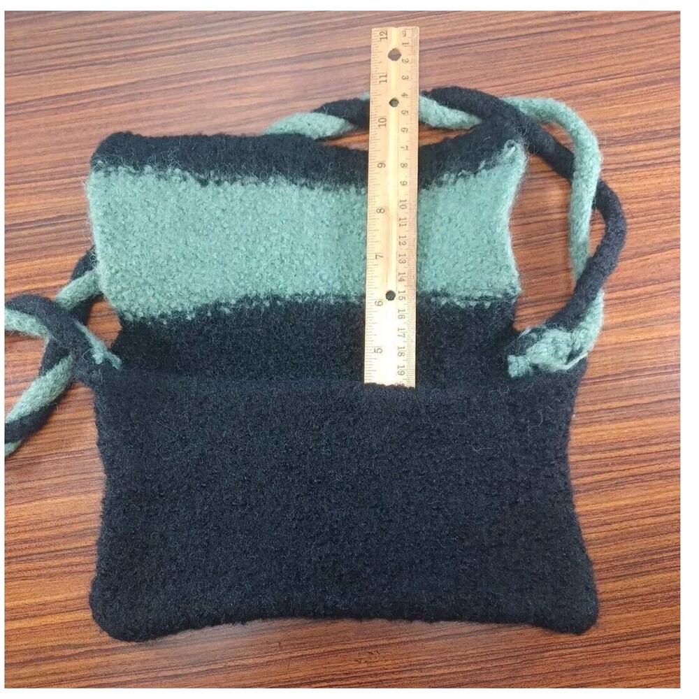 Handmade Knitted Striped Purse Green & Black Twist Handle Unique - Picture 5 of 6